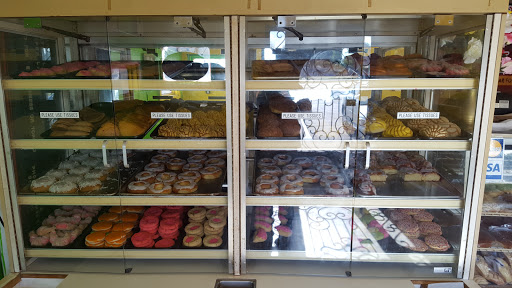 Mabely's Bakery - Visual