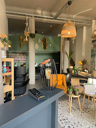 Photo n°19 de Le Saint Louis à Brest (Salon de coiffure)