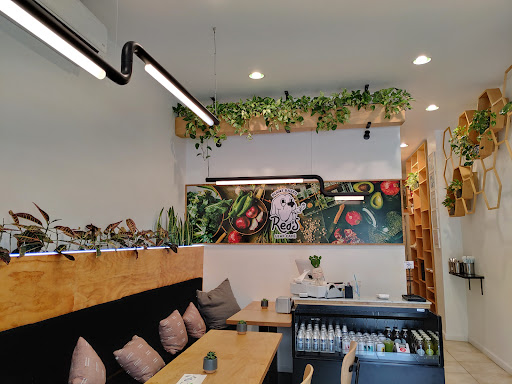 Red's Leaf Café Gallery - United States