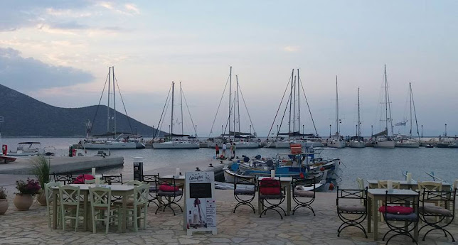 ΑΡΚΑΔΙΑ ΕΣΤΙΑΤΟΡΙΟ - Εστιατόριο