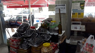 Photos of &Ouml;z Ak&ccedil;a Manavı