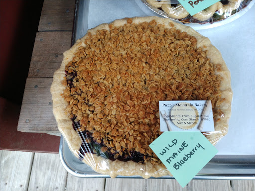 Puzzle Mountain Bakery Pie Stand - Thumbnail