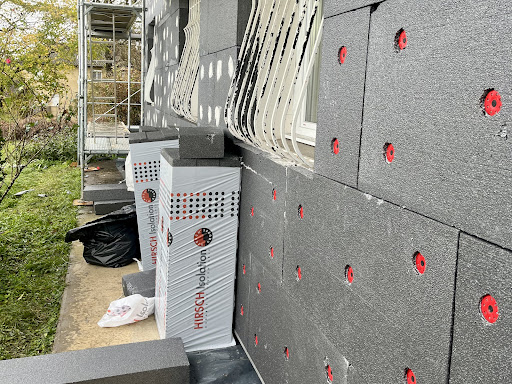 À Jassans, nous réalisons une Isolation Thermique par...