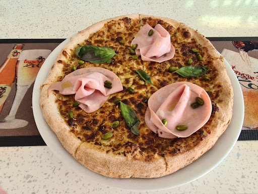 Photo 1 - Lazzaro Pizza