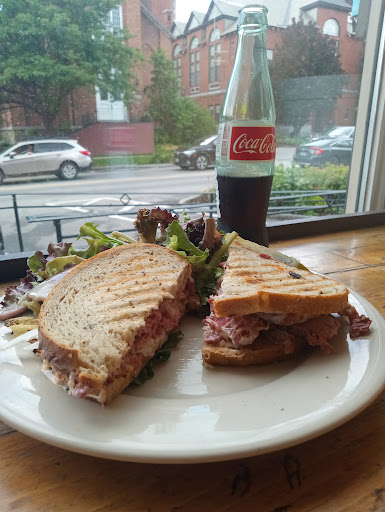3 Squares Cafe - Thumbnail
