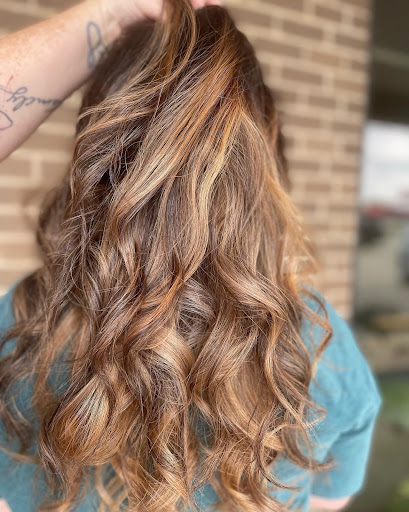Yoliz Beauty Studio - Thumbnail