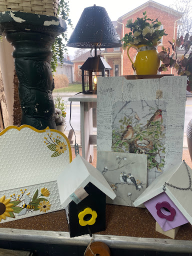 Village Peddler - Thumbnail