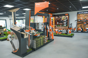 Photo n°21 de RS Motoculture- location- btp et irrigation à Hauterives (Atelier de réparation de tracteurs)