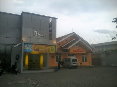 Photos of Prodia
