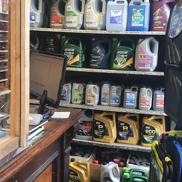 The Pits Car Parts and Accessories Shop Edmonton London N9