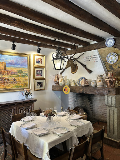 Mesón De Cándido | Restaurante en Segovia - Thumbnail