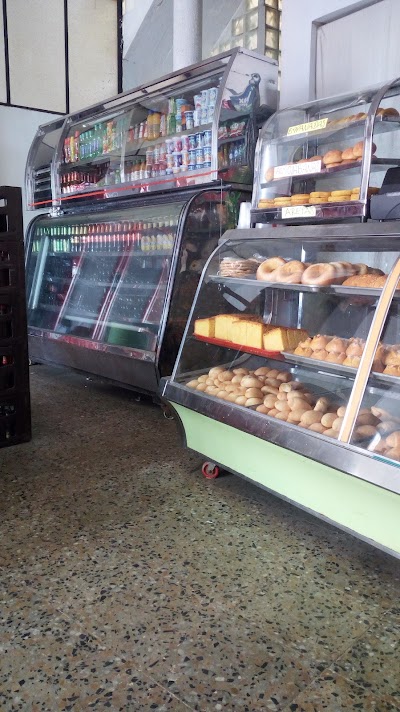 Photos of Panaderia Y Cafeteria Cachipan