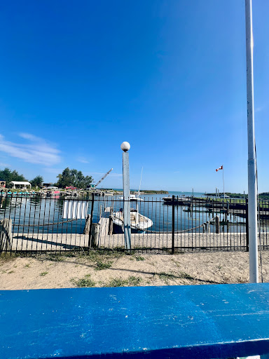 The Jetty Bar and Grill - Thumbnail