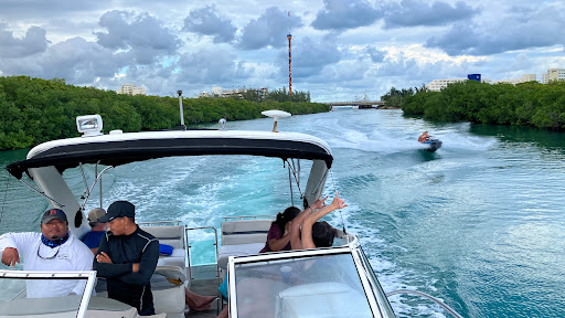 Cancun Yacht Tours