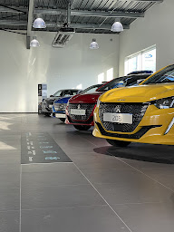 Photo n°10 de PEUGEOT Saint Amand - SOFIDA Auto à Saint-Amand-les-Eaux (Garage automobile)