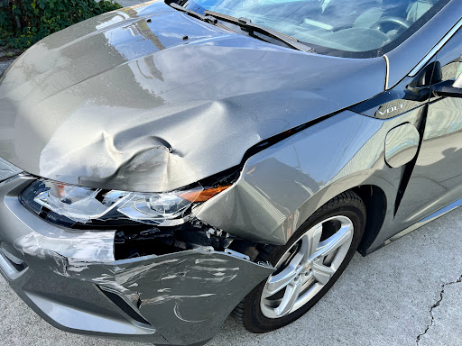 Ace Auto Body Redwood City's in and out body shop. Save 25% Now - Thumbnail