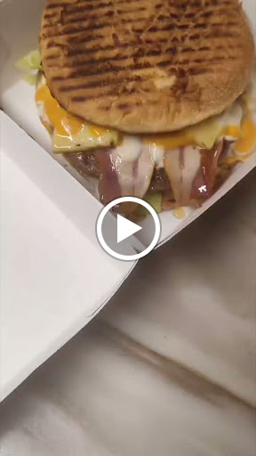 Photo 3 - Coti'tacos burger
