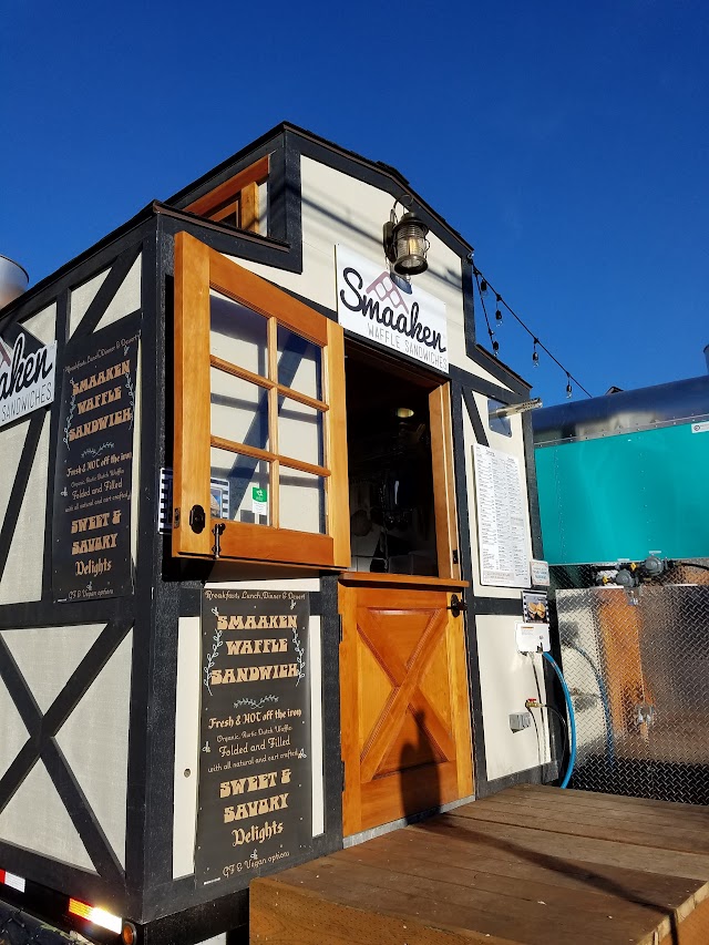 Smaaken Waffle Sandwiches