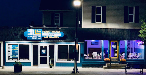 RiverFront Studios - Visual