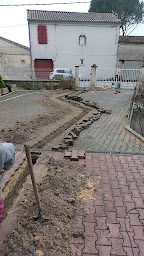 Photo n°17 de SUFFREN TRAVAUX à Bédarrides (Service d'assainissement)