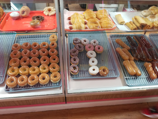 Duke's Donuts - Visual