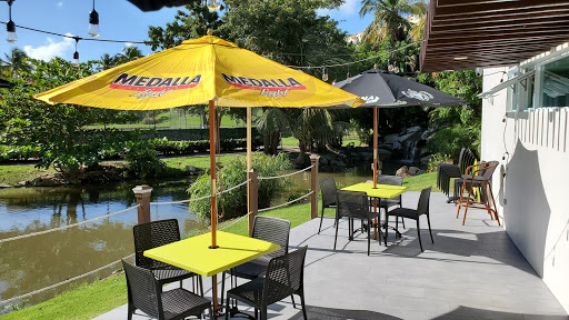 Volea Bar and Grill