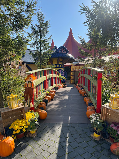 Biuro Usług Turystycznych Lazur Travel - wycieczki szkolne