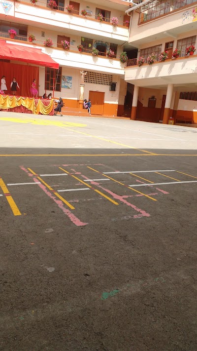 Photos of Colegio San Francisco De As&iacute;s