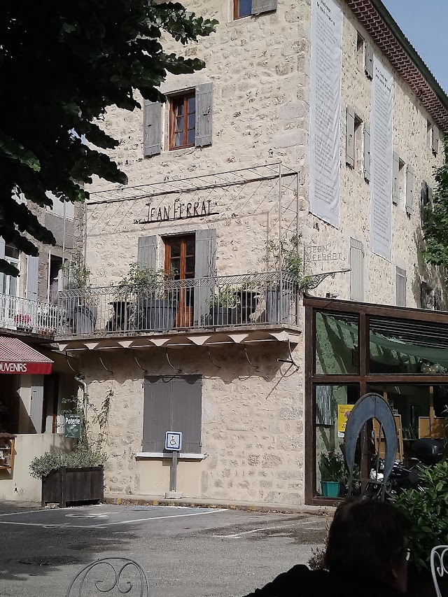 Maison Jean Ferrat