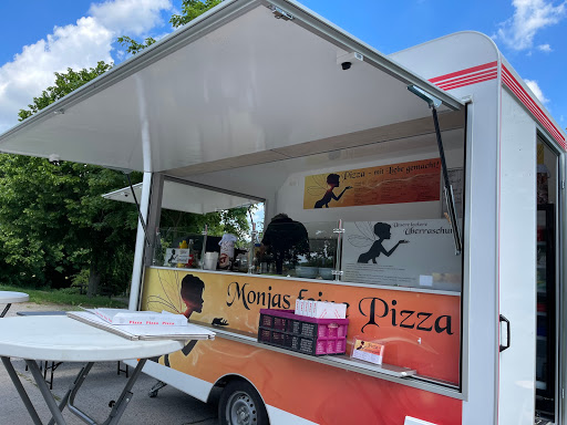 Monjas Feine Pizza - Thumbnail