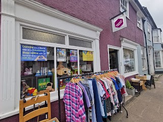 St Elizabeth Hospice Needham Market Charity Shop