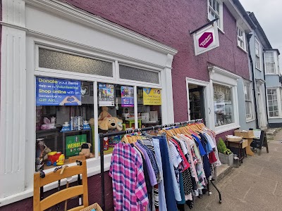 St Elizabeth Hospice Needham Market Charity Shop