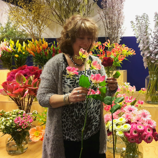 Flowers by Lia - Thumbnail