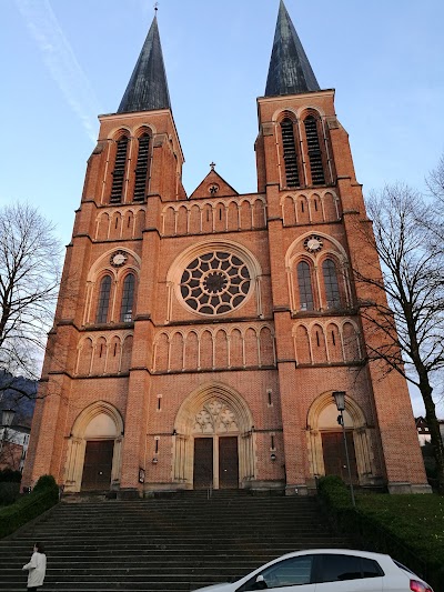 Photos of Herz-Jesu-Kirche