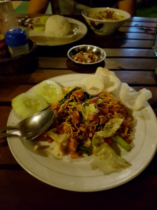 Warung Celagi