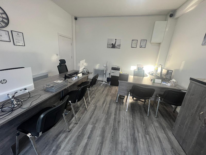 Investa Hub Finances LTD photo 3