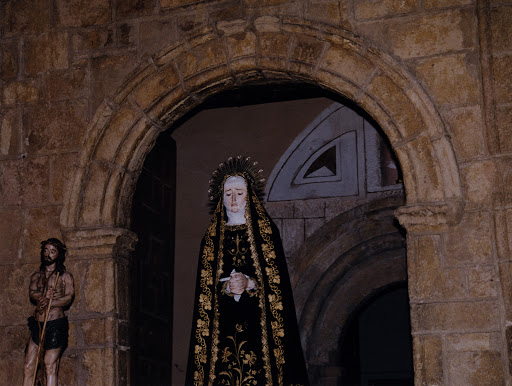 Real Cofradia de la Santa y Venerable Esclavitud Santo Entierro del Cristo de los Gascones - Thumbnail