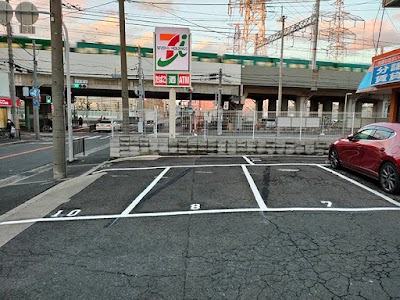 特P 末広町37-23駐車場