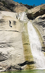 Photo n°17 de Sibelle Escapade : Vincent, Moniteur Canyoning, Escalade et Accompagnateur Montagne à Rabat-les-Trois-Seigneurs (Moniteur.rice d'escalade)