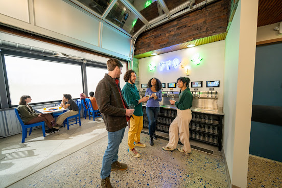 Boulder's Bistro & Brew by null