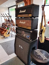 Photo n°2 de Guitar Land Music l'Atelier à Eckbolsheim (Magasin de musique)