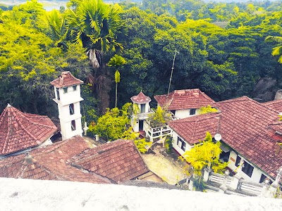 Photos of Bambaragala Purana Rajamaha Viharaya - බඹරගල පුරාණ රජමහා විහාරය