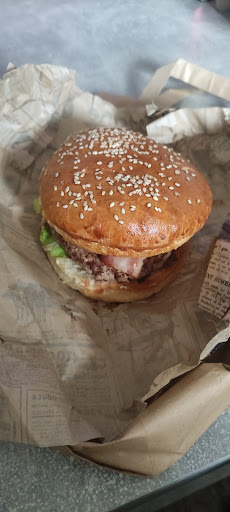Photo 4 - Burger Avenue