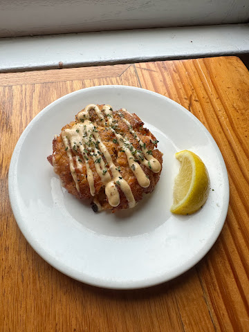 Hyman's Seafood by null