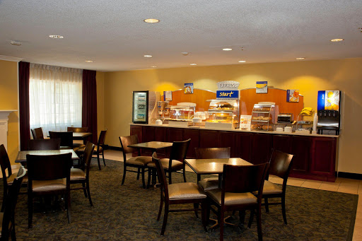 Holiday Inn Express & Suites North Conway, an IHG Hotel - Thumbnail