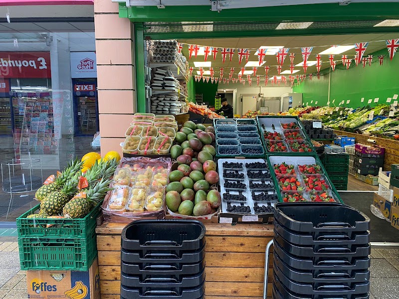 M&A Fresh Fruits & Vegetables photo 2