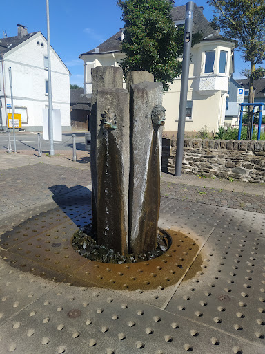 Brunnen "Vier Jahreszeiten" Denkmal Alte Synagoge - Thumbnail