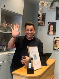 Photo n°13 de Oxypur coiffure à Paris (Salon de coiffure)