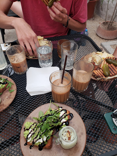 Café Lavé - Thumbnail