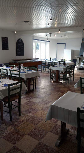Photo 3 - RESTAURANT LA CAGETTE A PAPILLES SAINT REVEREND